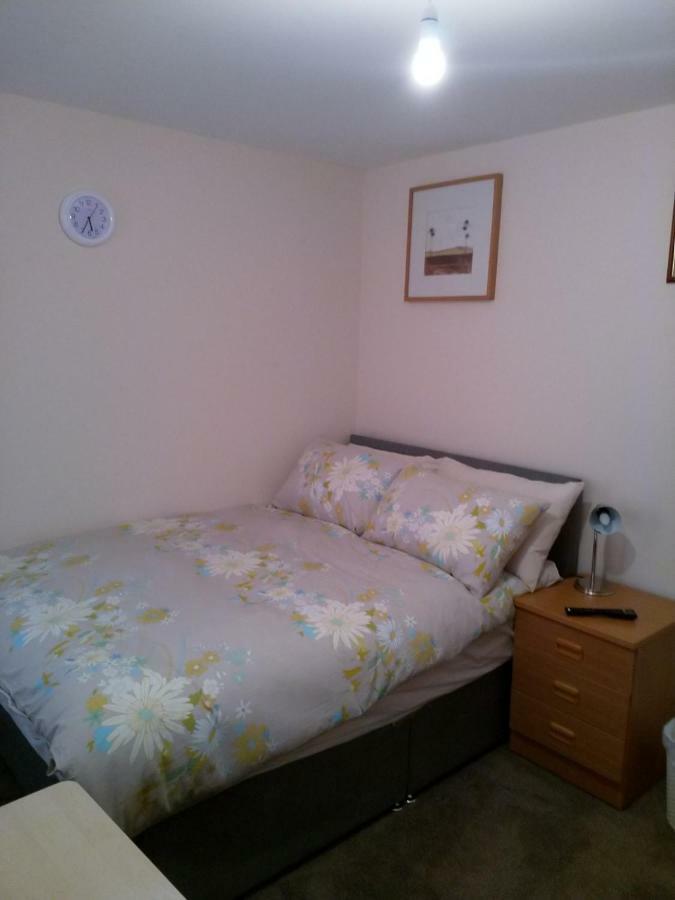 Homestay Denny Guests House / Lane Liverpool